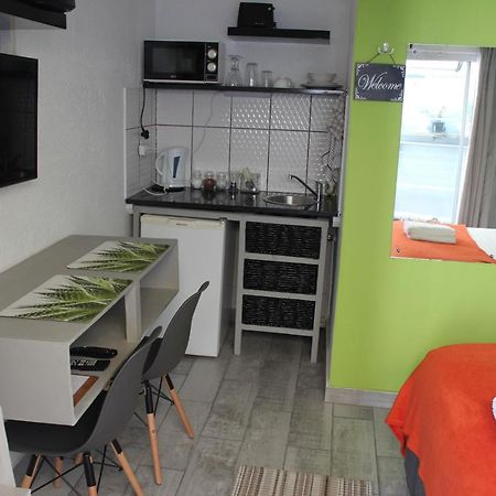 25 On Fitzpatrick Apartment Parow Ngoại thất bức ảnh