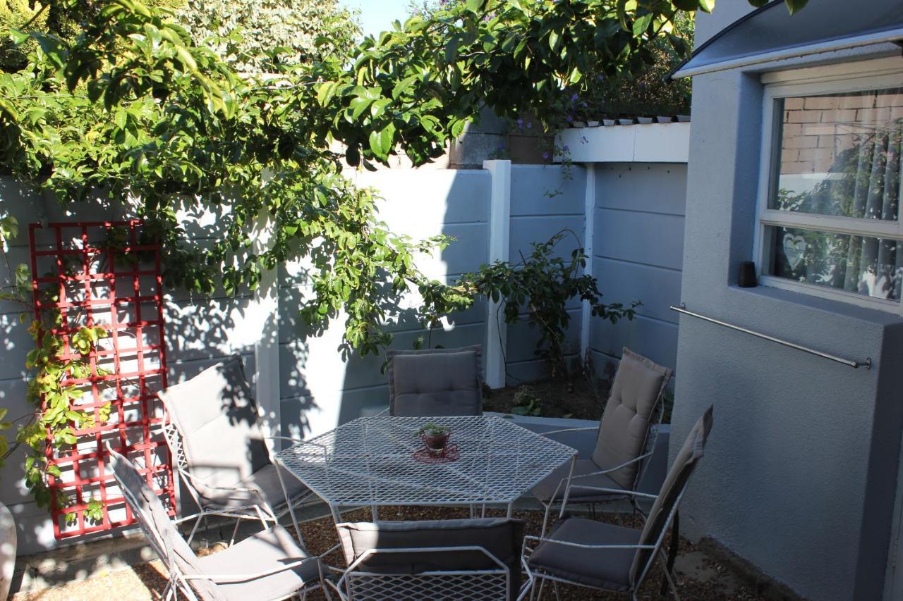 25 On Fitzpatrick Apartment Parow Ngoại thất bức ảnh
