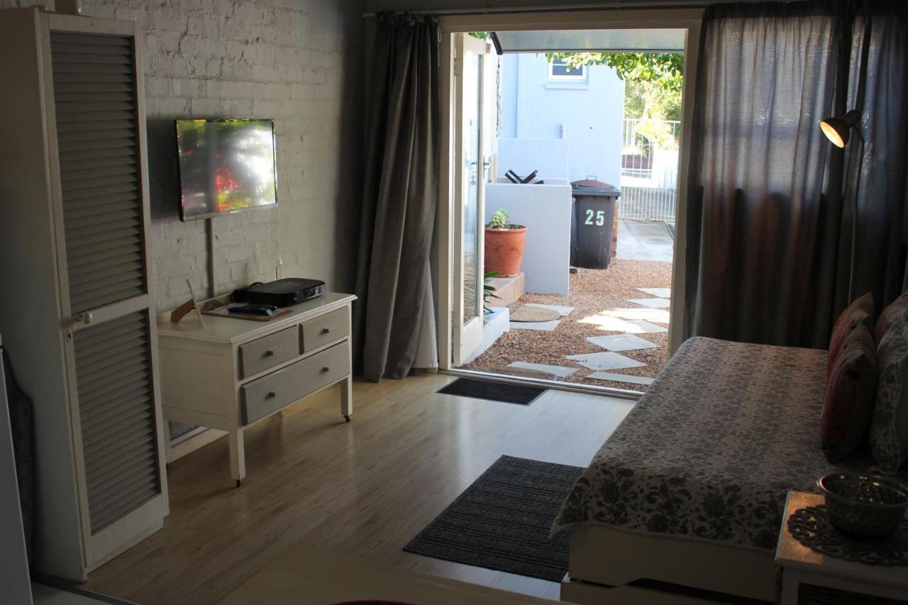 25 On Fitzpatrick Apartment Parow Ngoại thất bức ảnh