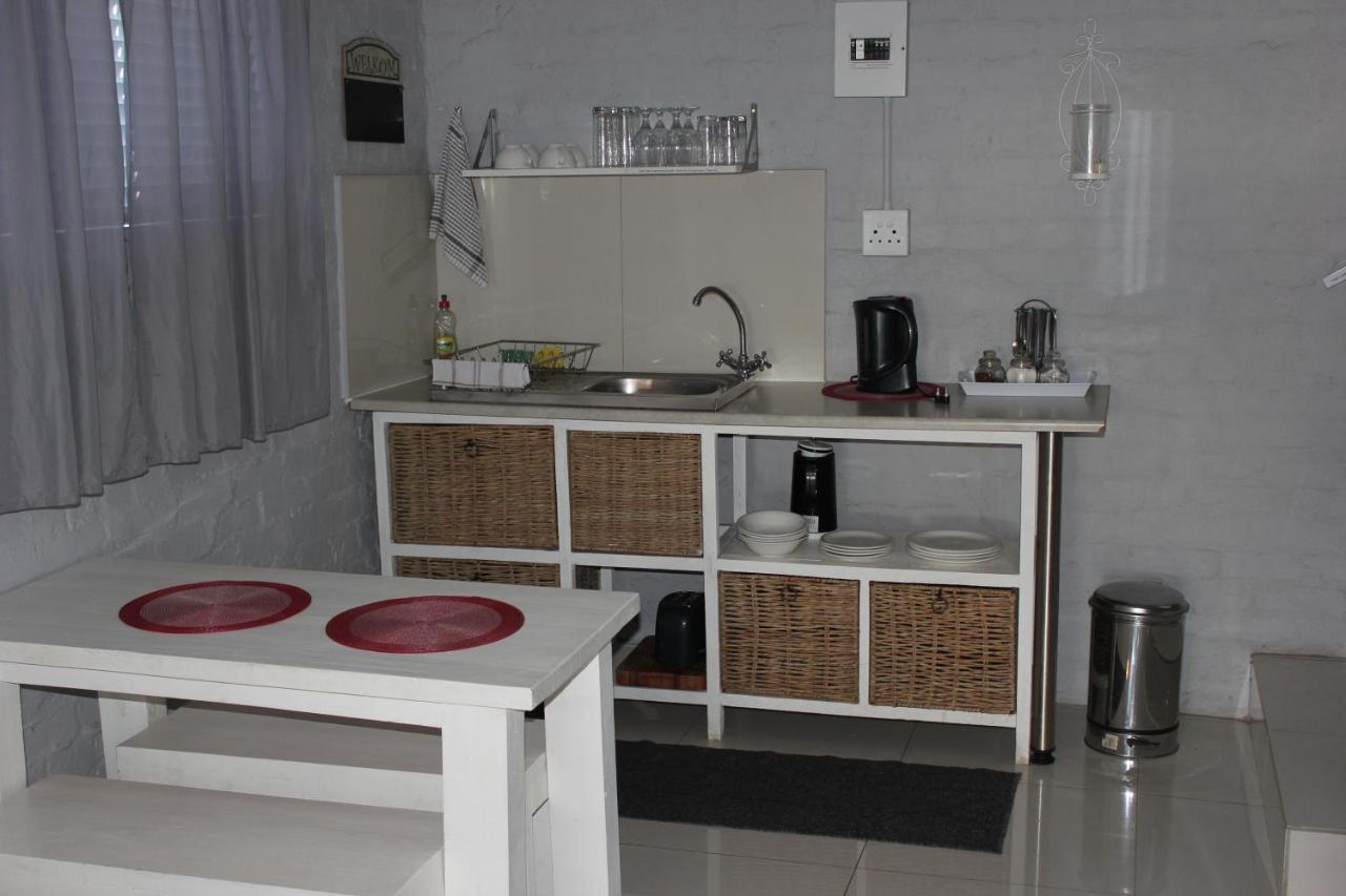 25 On Fitzpatrick Apartment Parow Ngoại thất bức ảnh