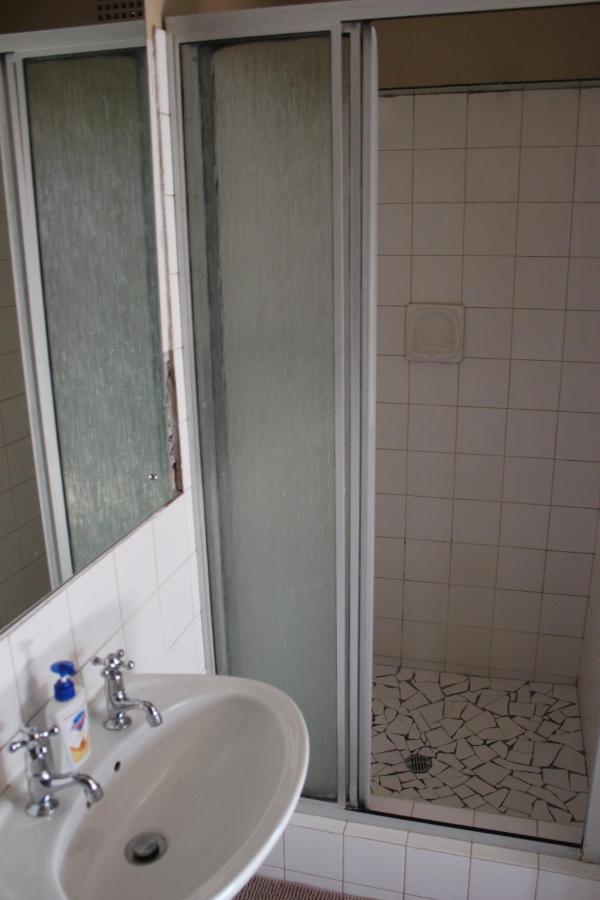 25 On Fitzpatrick Apartment Parow Ngoại thất bức ảnh