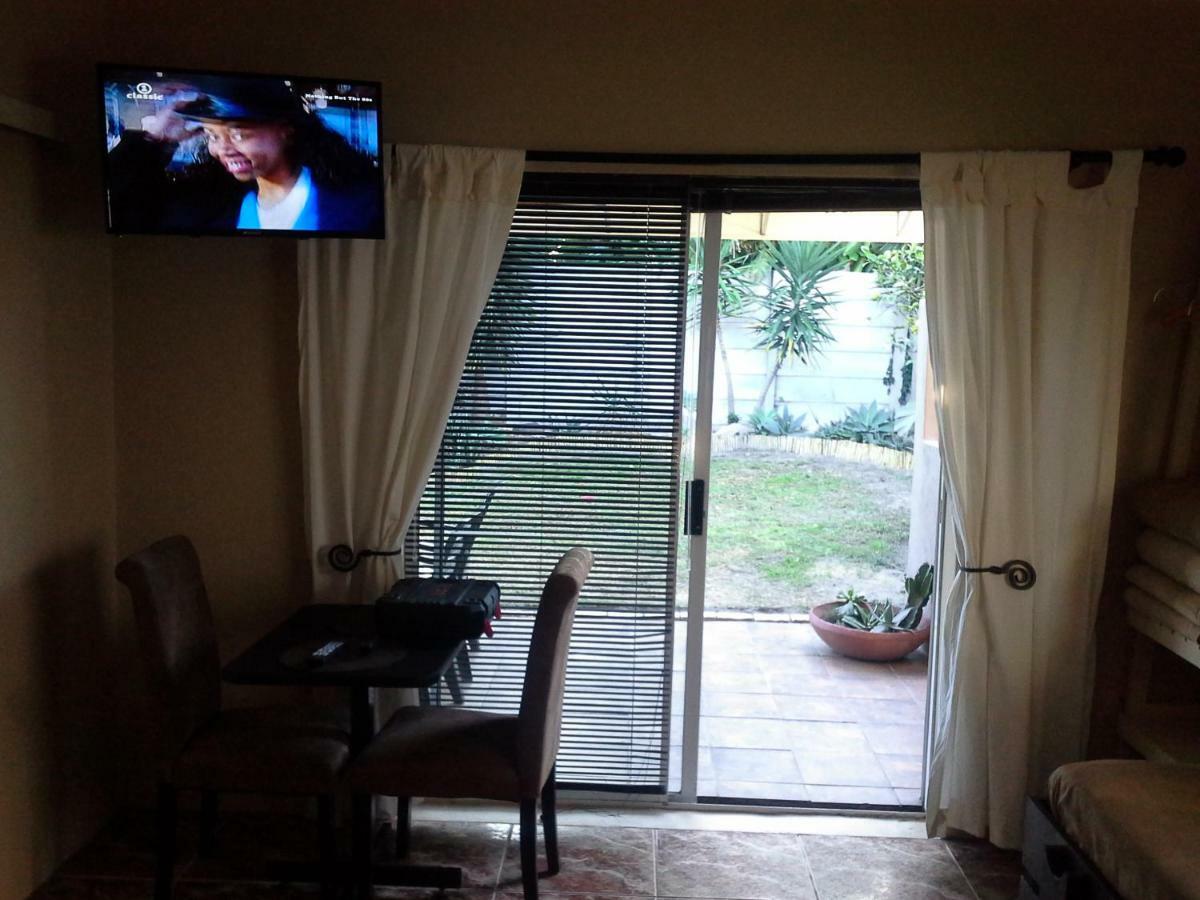 25 On Fitzpatrick Apartment Parow Ngoại thất bức ảnh